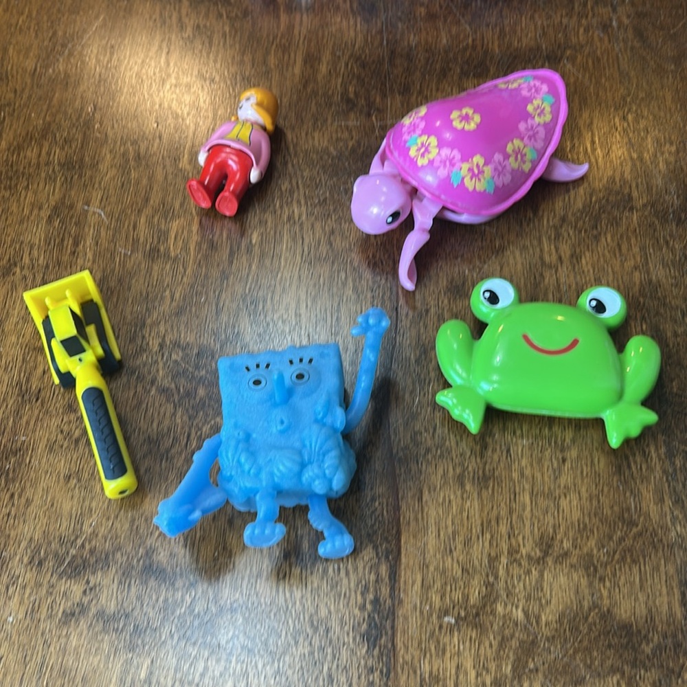 Toy Bundle - Picture 3 of 16